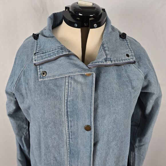Zaful Forever Young Denim Jacket Women's XXL Lt Blue Zip Snap Patch Collar NWT - Picture 2 of 16